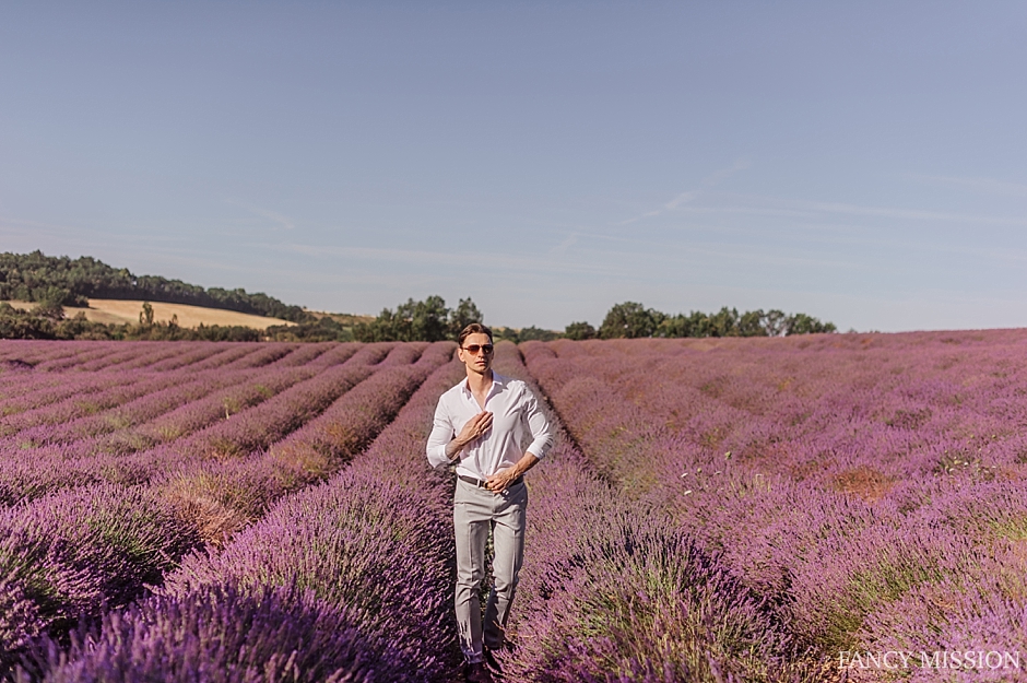 Lavender Fields of Provence Fashion Blog